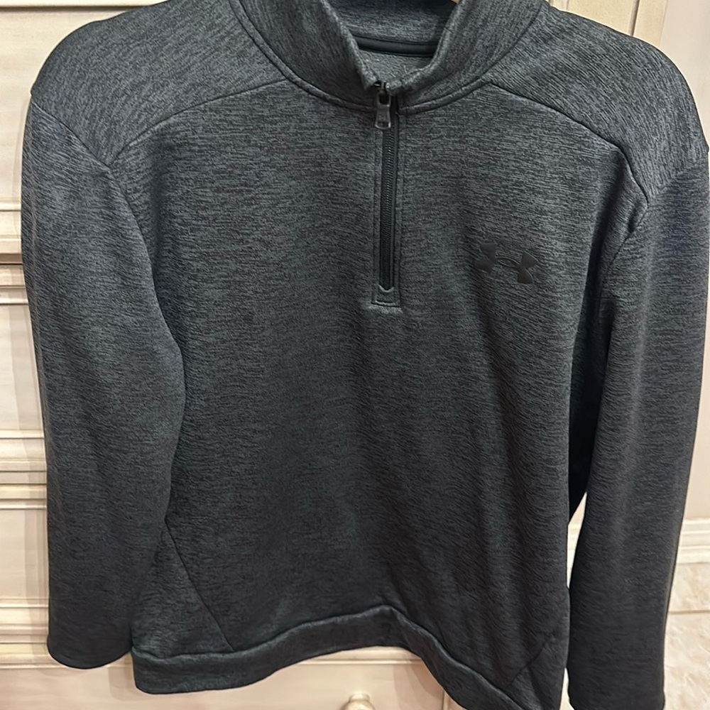 under armor sweatshirt
